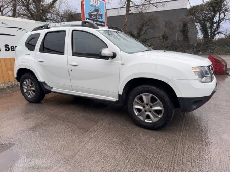 2018 Dacia Duster SIGNATURE 1.5 DCI 110 4 4DR €11,800 thumbnail