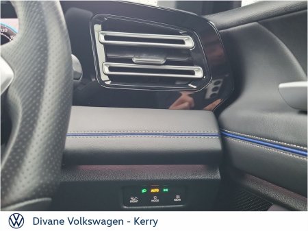 2024 Volkswagen Tiguan R LINE 2.0 TDI 150HP AUTO €54,950 thumbnail