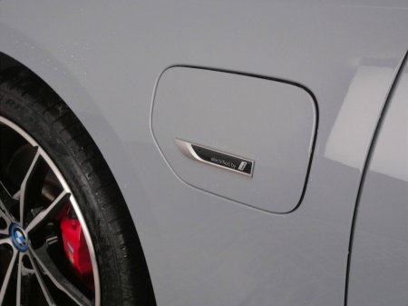 2023 BMW 3 Series - thumbnail 25