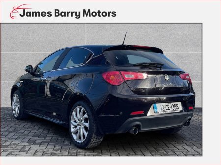 2012 Alfa Romeo Giulietta 2.0 JTDM-2 170 Lusso thumbnail