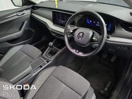 2023 Skoda Octavia - thumbnail 8