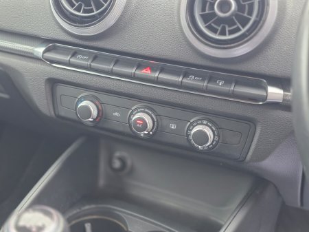 2017 Audi A3 - thumbnail 13