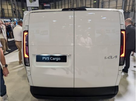 2026 Kia PV5 - thumbnail 25