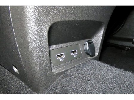 2019 Renault Kadjar 1.3 TCE 140BHP GPF ICONIC 6SPD *HALF LEATHER* €18,890 thumbnail