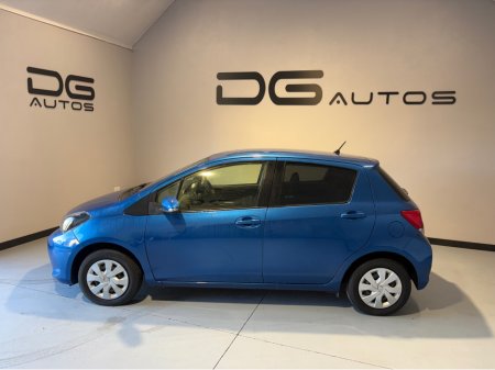 2015 Toyota Vitz LOW KMS - NEW NCT - REVERSE CAMERA €8,950