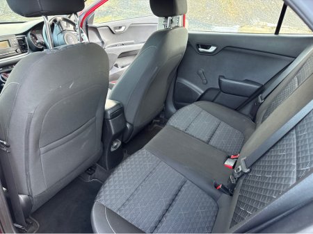 2018 Kia Rio - view 3