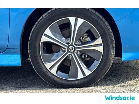 2022 Nissan Leaf - thumbnail 16