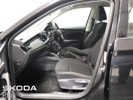 2023 Skoda Kamiq Ambition 1.0TSI 95HP €17,950 thumbnail