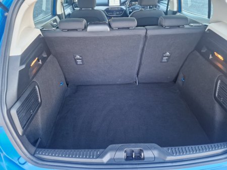 2019 Ford Focus Zetec 5DR 1.5tdci 125PS 6SPD 4 €13,950 thumbnail