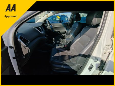 2016 Hyundai Tucson - thumbnail 19