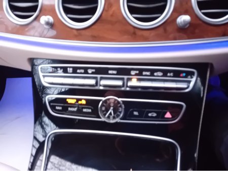 2017 Mercedes-Benz E Class - thumbnail 24