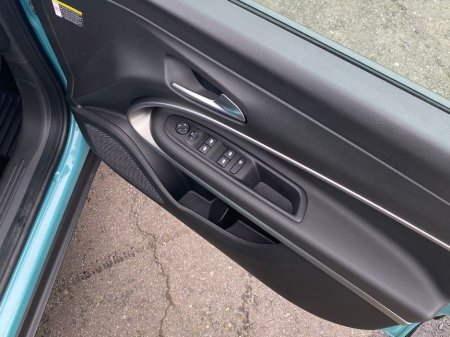 2025 Jeep Avenger - thumbnail 29