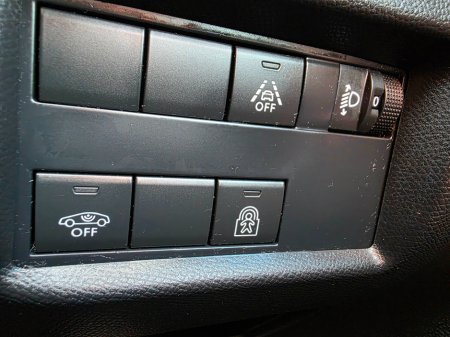 2019 Citroen C5 Aircross Feel Bluehdi 130 6MT 4DR €17,950 thumbnail