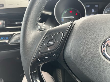 2023 Toyota C-HR - thumbnail 11