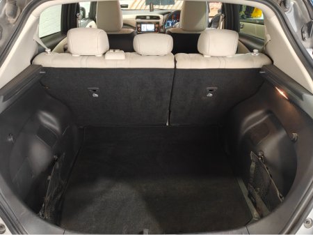 2019 Nissan Leaf - thumbnail 22