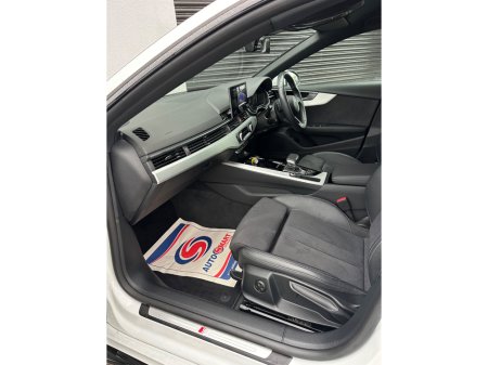 2022 Audi A5  €40,995 thumbnail