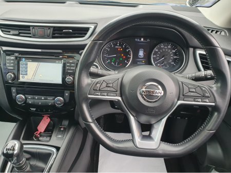 2018 Nissan Qashqai N-CONNECTA 1.2 DIG-T 115BHP NCT 02/28 FINANCE AVAILABLE @ €58 PER WEEK 2 KEYS/ PAN ROOF/ SAT NAV/ REVERSE CAMERA/ MULTI FUNCTION STEERING WHEEL/ CRUISE CONTROL/ HISTORY CHECKED €12,900 thumbnail