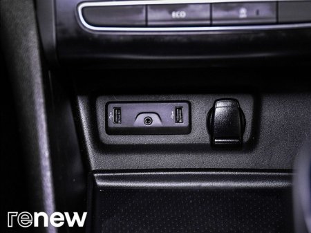 2020 Renault Megane 1.5 Blue dCi 115 Iconic €19,390 thumbnail