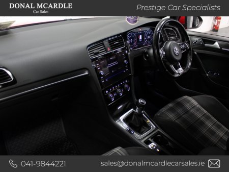 2017 Volkswagen Golf 2.0 TDI GTD 184PS 5DR €17,450 thumbnail