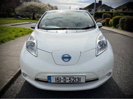 2015 Nissan Leaf - thumbnail 11