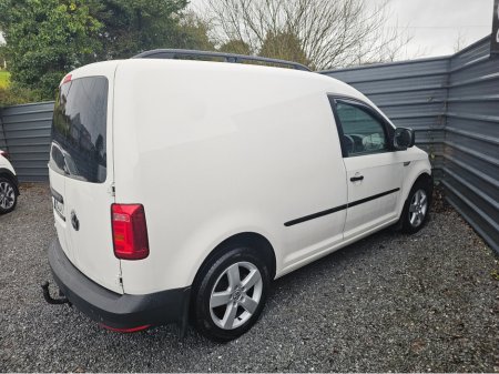 2018 Volkswagen Caddy PV TDI 75HP MANUAL 5SPEED 5DR €8,500 thumbnail