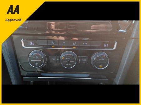 2016 Volkswagen Golf 2016 HIGHLINE 1.6 TDI MANUAL Estate €11,950 thumbnail