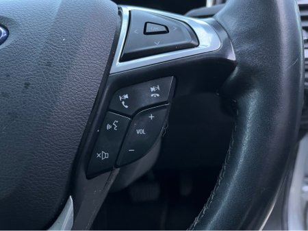 2020 Ford Mondeo - thumbnail 13