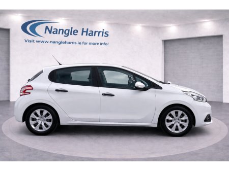 2015 Peugeot 208 - photo 6