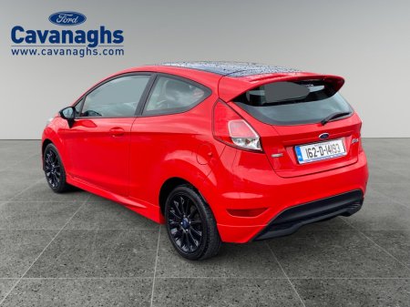 2016 Ford Fiesta - thumbnail 3