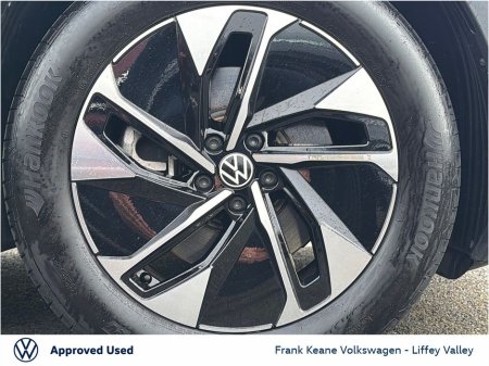 2025 Volkswagen ID.4 - thumbnail 8