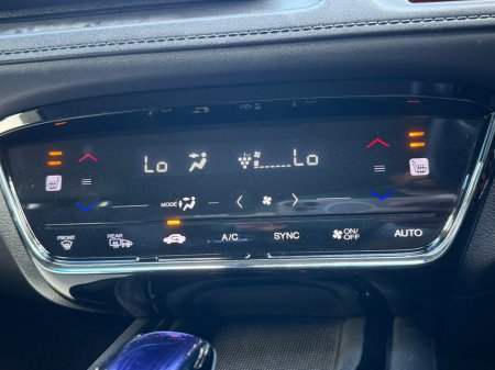 2015 Honda Vezel  €14,590 thumbnail