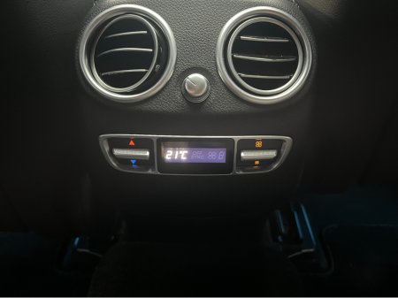 2020 Mercedes-Benz EQC - thumbnail 18