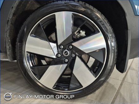 2025 Volvo EX40 Ultra single motor 69kw battery €48,750 thumbnail