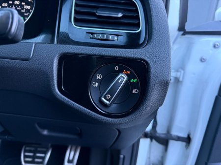 2017 Volkswagen Golf GTD S-A DSG , only 88k , FRESH SERVICE INC TIMING BELT , NEW 2yr NCT , ONLY €72 p/w & €5,950 TRADE IN , HEATED SEATS , UPGRADE ALLOYS , SAT - NAV , ADAPTIVE CRUISE CTRL , €20,950 thumbnail