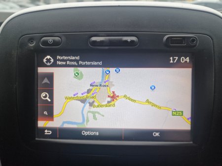 2018 Nissan NV300 - thumbnail 11