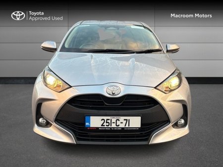 2025 Toyota Yaris FRESH SELECTION OF TRADE-INS Yaris Hybrid 115 Luna €27,000 thumbnail