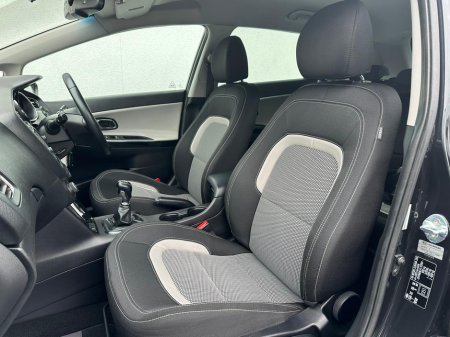 2015 Kia Ceed - thumbnail 19