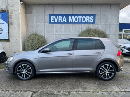 2014 Volkswagen Golf EDITION 40 AUTOMATIC 1.4 PETROL //HALF LEATHER SEATS//HEATED SEATS//REVERSE CAMERA//ADAPTIVE CRUISE CONTROL//KEYLESS ENTRY// €13,950 thumbnail