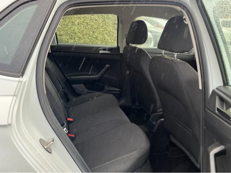 2020 Volkswagen Polo COMFORTLINE 1.0 PETROL MANUAL €15,950 thumbnail