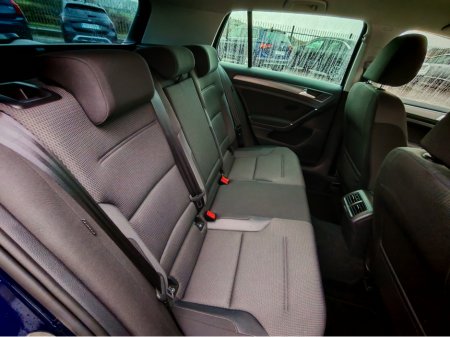 2017 Volkswagen Golf - thumbnail 7