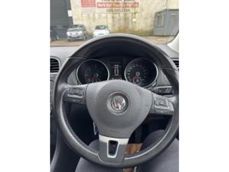 2012 Volkswagen Golf - thumbnail 6