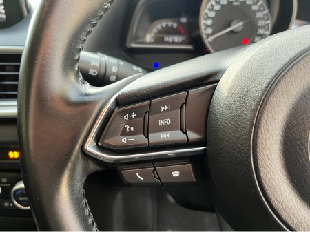 2019 Mazda Mazda3 EXECUTIVE SE 1.5 PETROL //HEATED SEATS//CARPLAY// €12,950 thumbnail