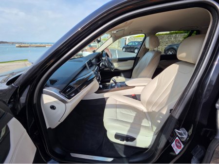 2016 BMW X5 - thumbnail 16