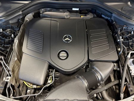 2025 Mercedes-Benz GLC Class 300e 4MATIC URBAN EDITION=252 REG//AS NEW//LOW MILES=MERCEDES WARRANTY UNTIL 09/2027=TAILORED FINANCE PACKAGES AVAILABLE=TRADE IN'S WELCOME €69,995 thumbnail