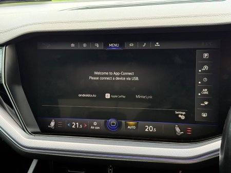 2019 Volkswagen Touareg - thumbnail 15