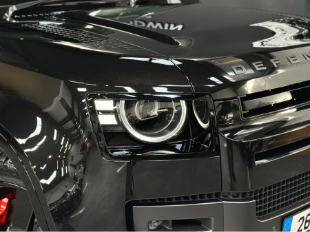 2026 Land Rover Defender - thumbnail 3