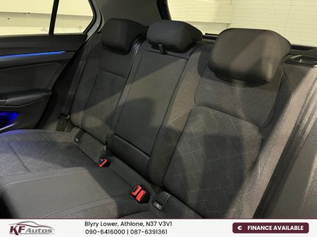 2023 Volkswagen Golf Life 2.0TDI 115bhp 5dr Auto - 231 Reg €29,995 thumbnail