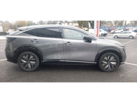 2024 Nissan Ariya - thumbnail 4