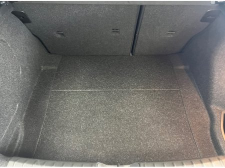 2017 BMW 1 Series - thumbnail 9