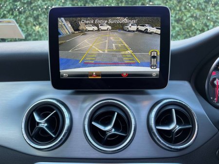 2018 Mercedes-Benz CLA Class AMG-LINE 1.6 AUTO // HIGH SPEC // OPENING PAN ROOF // AMG POWERED HEATED SEATS // 18" AMG ALLOYS €24,950 thumbnail